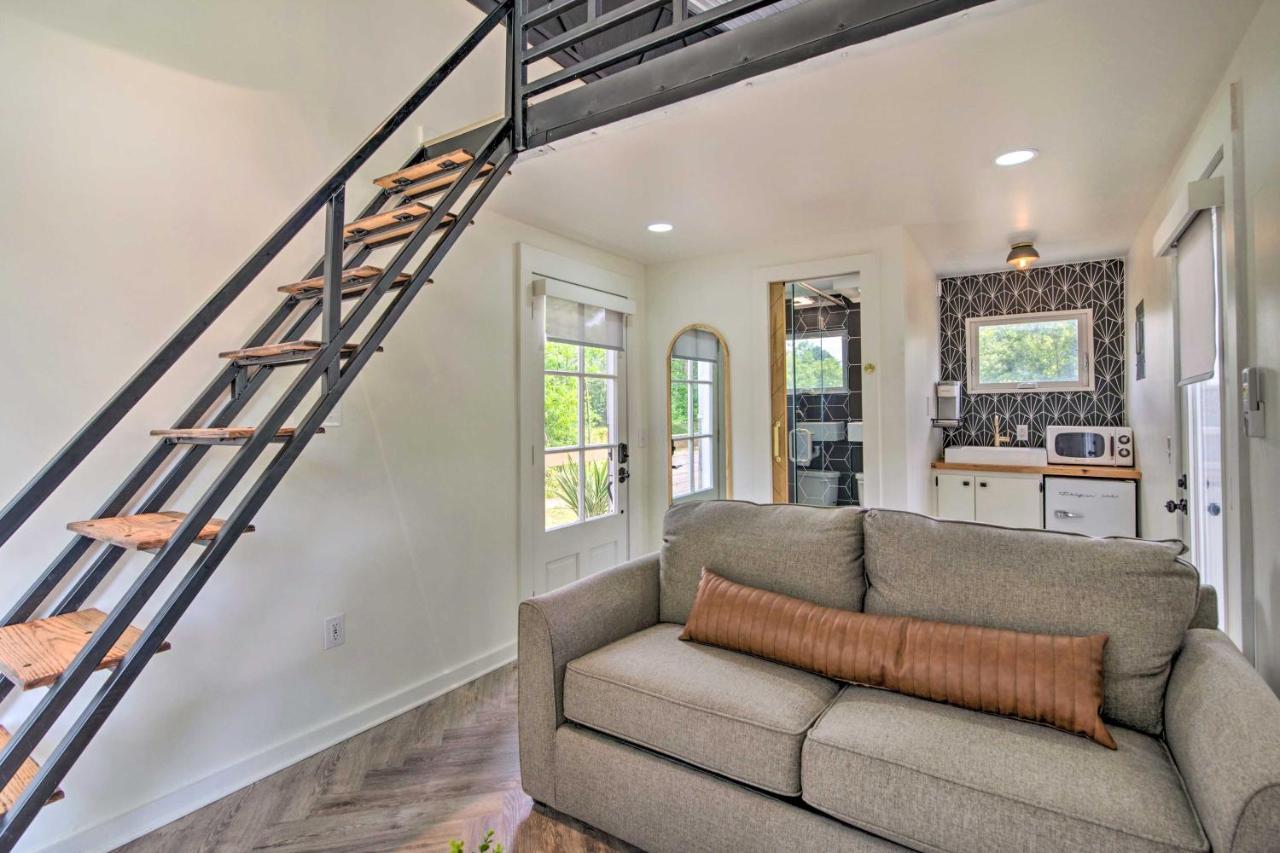 Chic Tiny Home Retreat About 2 Mi To Msu Campus! สตาร์ควิลล์ ภายนอก รูปภาพ